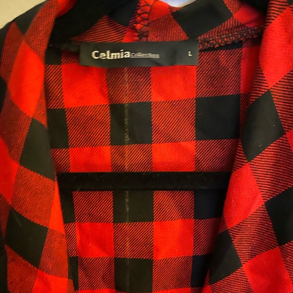 Buffalo plaid sleeveless vest - Picture 2 of 3